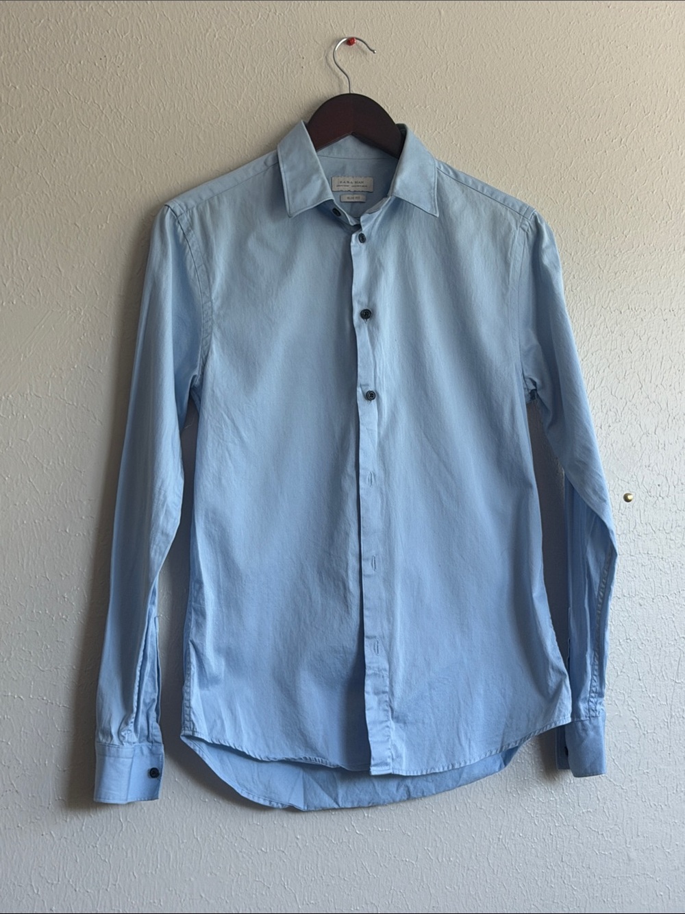 Zara Man Short Sleeve Tee in Light Blue